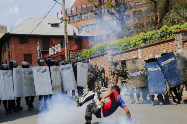 Madagascar protesters enter symbolic May 13 Square under military escort