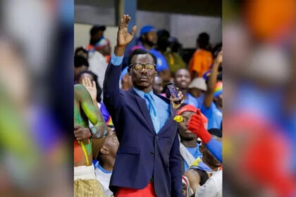 DR Congo fan holds ‘Lumumba pose’ for full AFCON match