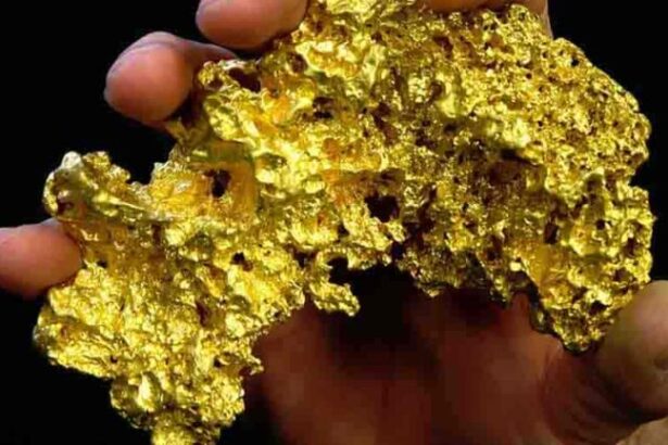 Uganda’s gold exports jump fivefold to .4bn, but only 0m stays in the economy