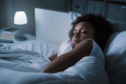 How to go to sleep fast and stay asleep through the night