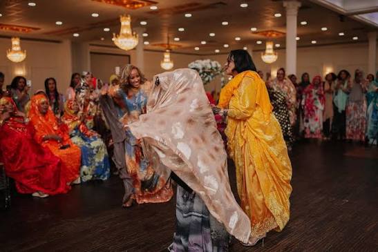Somali Poetry Revival: Young Artists in Mogadishu Use Buraanbur to Tackle Modern Issues Somali Poetry Revival: Young Artists in Mogadishu Use Buraanbur to Tackle Modern Issues