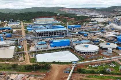 Zimbabwe Signs .4B Lithium Deal with China’s Chengxin to Build Refinery in Mutoko