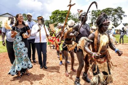 The Alur: The Royal Heritage and Lakeside Culture of Uganda’s Northwestern Kingdom